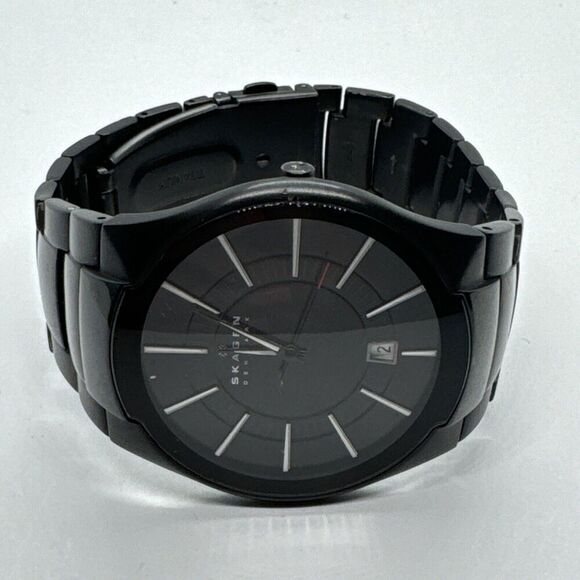 Skagen SKW6031 Women\'s Black Titanium Analog Dial Quartz Wrisr Watch AEA267